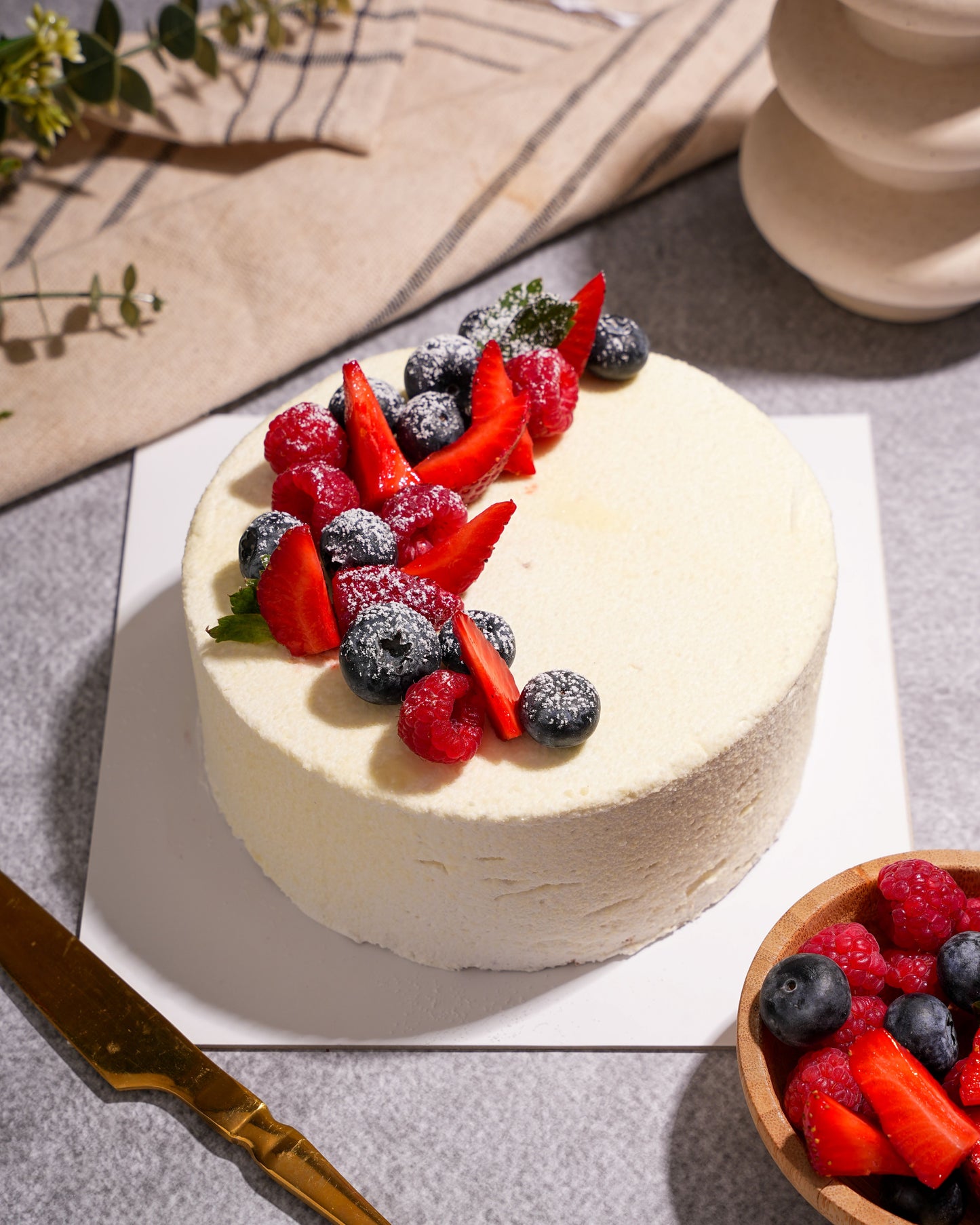 Vanilla Seasonal Berry