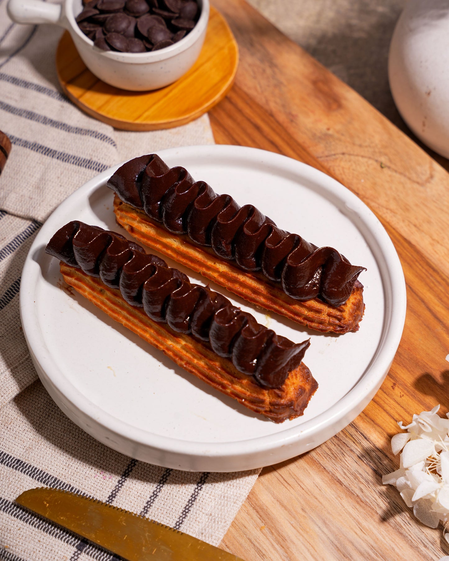 Chocolate Éclair